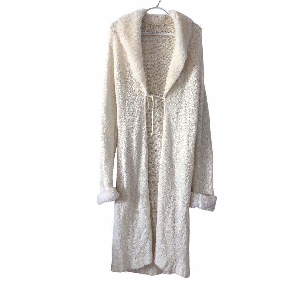 White maxi faux fur trim cardigan